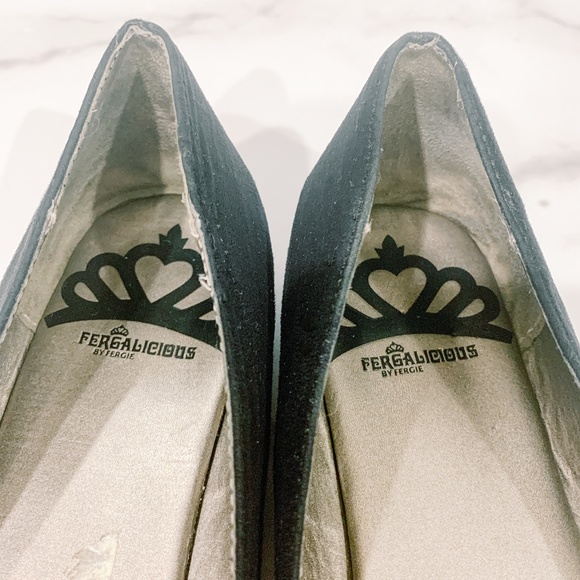 Fergalicious by Fergie Black Flat Metallic Toe - Picture 2 of 4